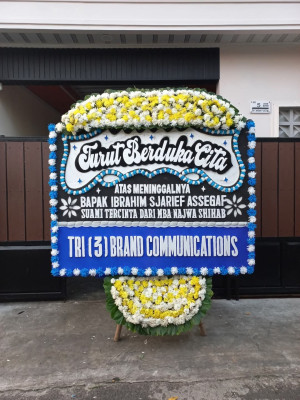 Papan Bunga Duka di Ngemplak Simongan